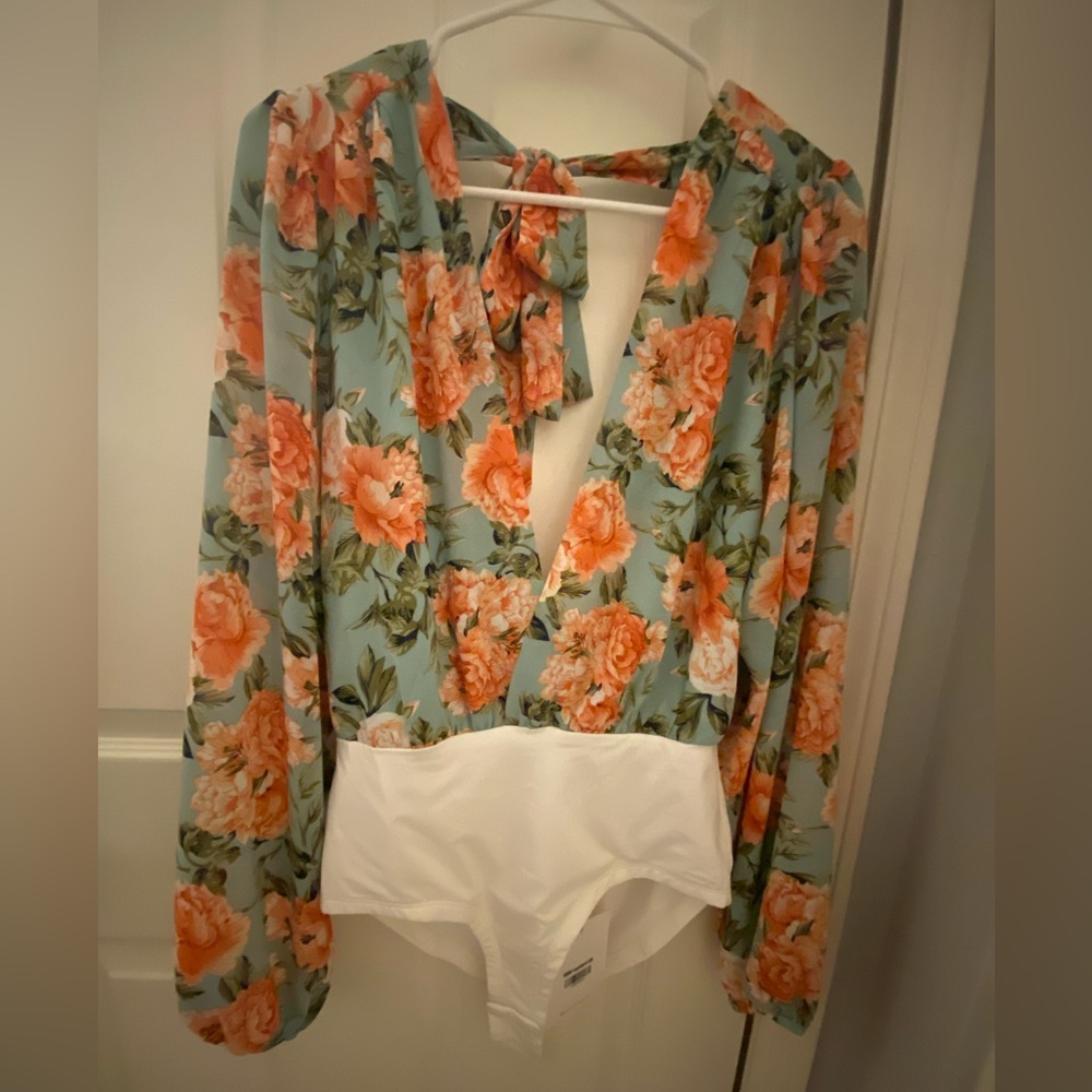 Hello Molly movin on bodysuit in Sage, size Medium brand new.